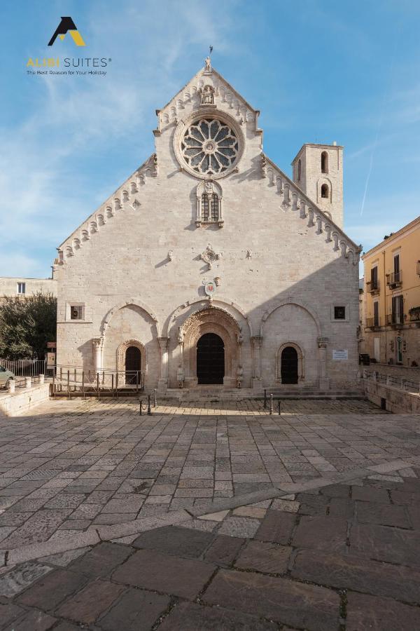 Alibi Suites Suite Museum: Gioiello Con Vista Sul Museo Archeologico Nazionale, Letto E Doccia Con Cromoterapia, Smart Tv, Wifi E A/C Ruvo di Puglia Exterior foto